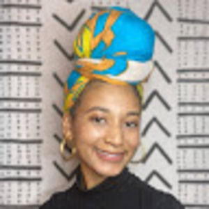 Meet your Posher, Aja